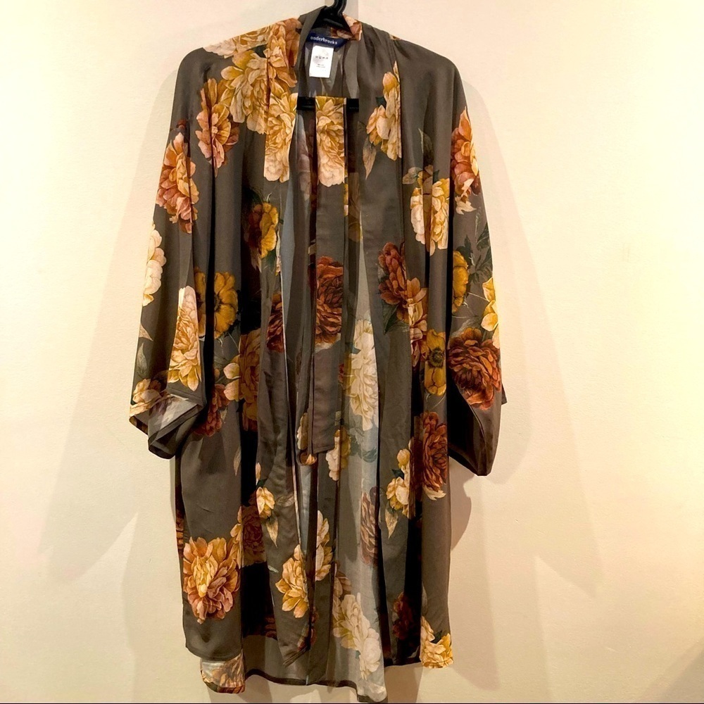 ONDERBROEKS O/S Belted Pockets Floral 3/4 Sleeve Kimono Over-Dress Overcoat